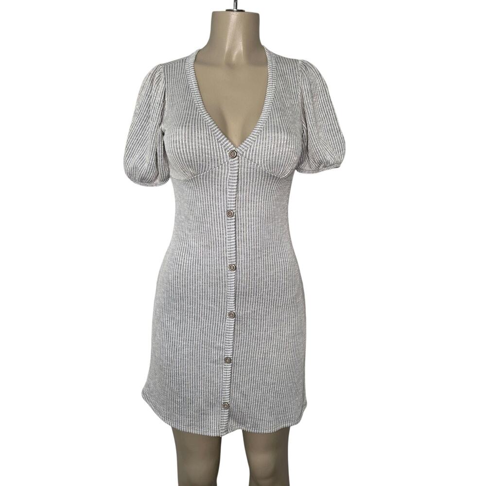 Caution To The Wind Dress Womens Medium Gray Stripe Button Bodycon Puff Mini